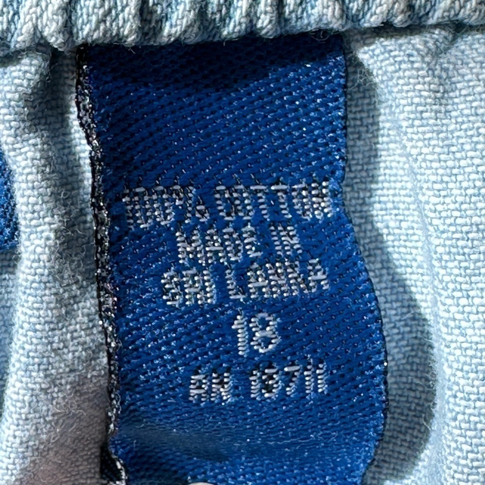 Karen Scott size 18 denim shorts. - Picture 6 of 6